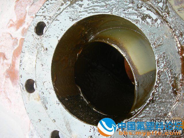 衬氟球阀出现衬套损坏现象,四氟材质耐用吗